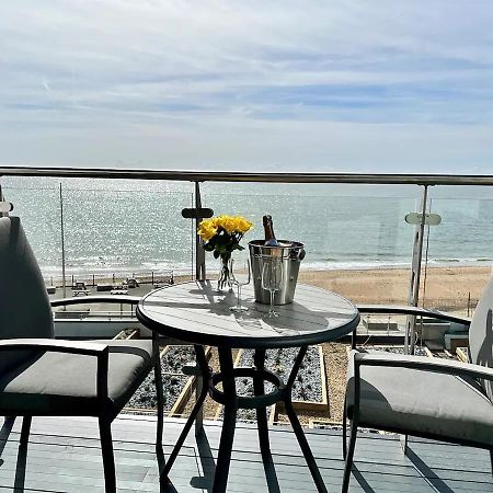Sohot Stays Royal Sands Seaview Apt Free Parking Sleeps 4 ラムズゲート エクステリア 写真