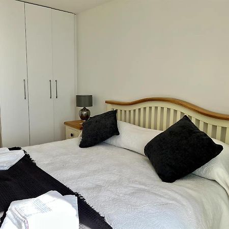 Sohot Stays Royal Sands Seaview Apt Free Parking Sleeps 4 ラムズゲート エクステリア 写真