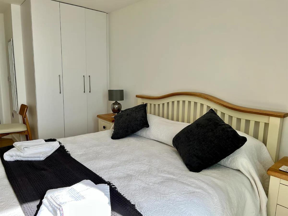 Sohot Stays Royal Sands Seaview Apt Free Parking Sleeps 4 ラムズゲート エクステリア 写真