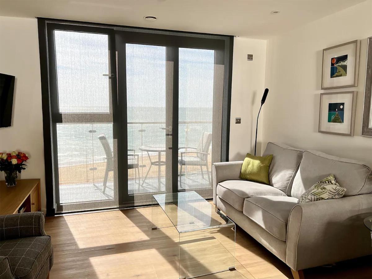 Sohot Stays Royal Sands Seaview Apt Free Parking Sleeps 4 ラムズゲート エクステリア 写真