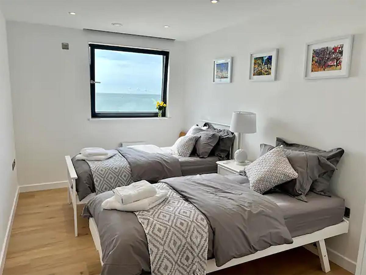 Sohot Stays Royal Sands Seaview Apt Free Parking Sleeps 4 ラムズゲート エクステリア 写真